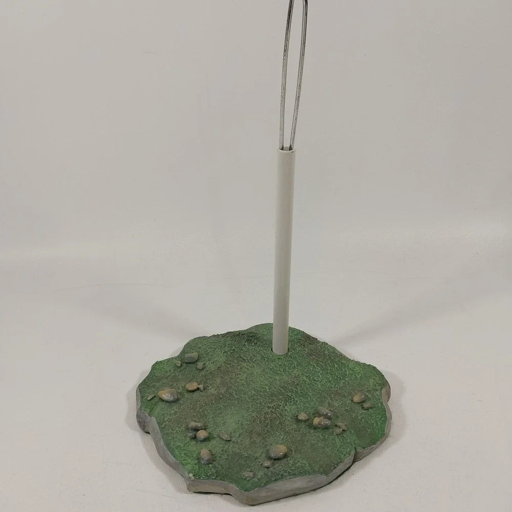 The Lord of the Rings Doll Stand 10